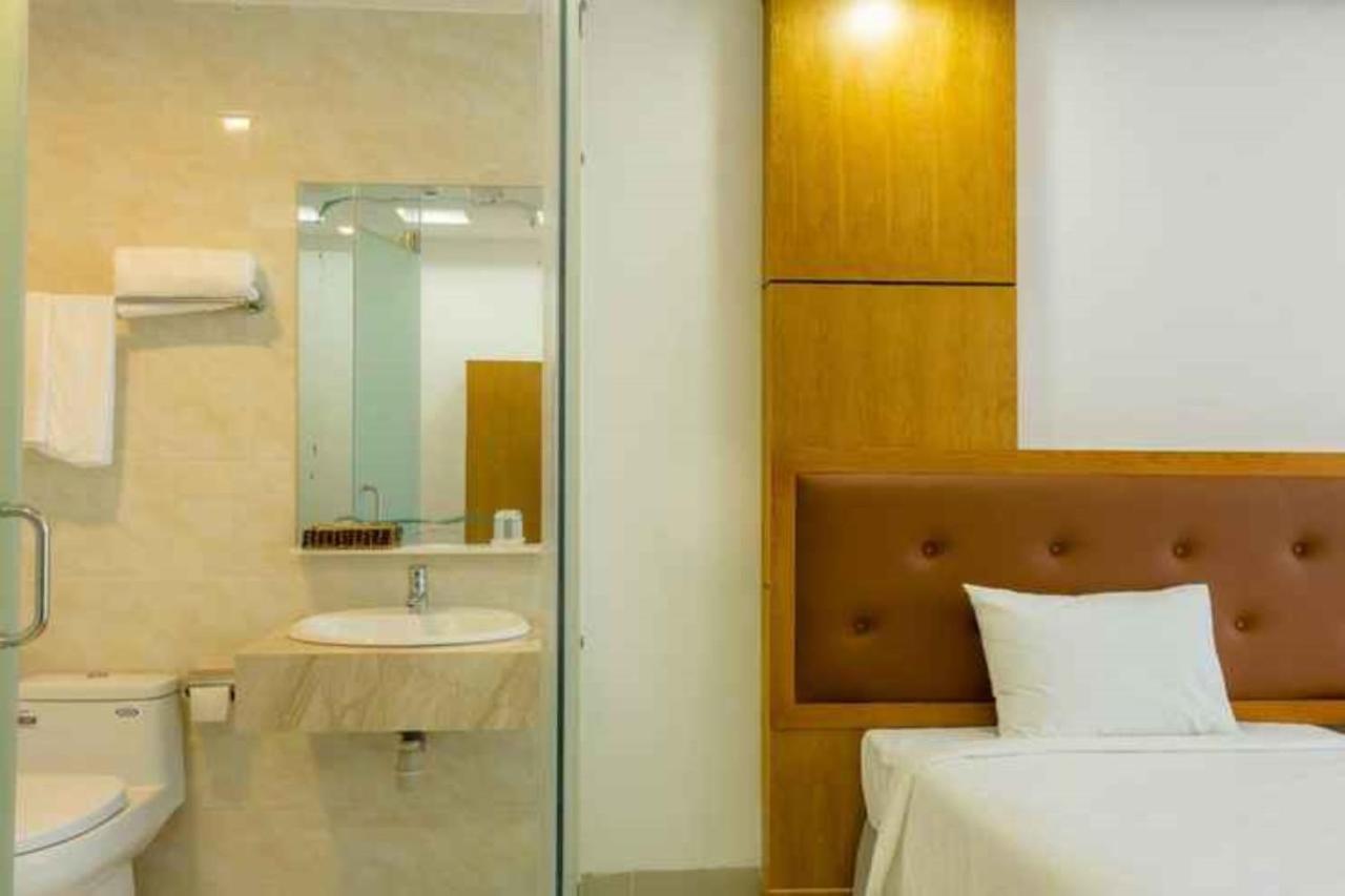 Gaston Hotel Da Nang Bagian luar foto