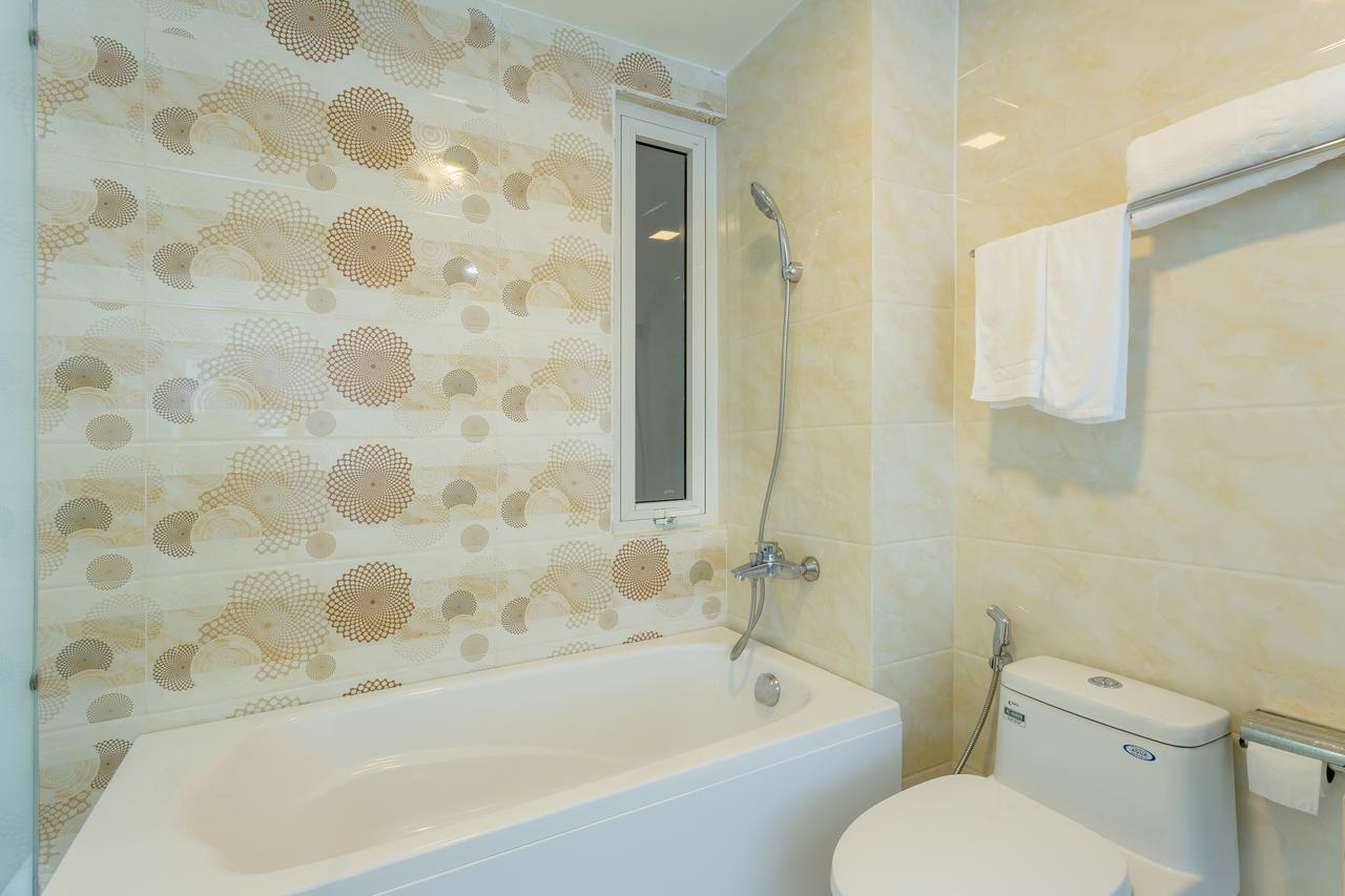 Gaston Hotel Da Nang Bagian luar foto